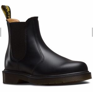 2976 Smooth Dr. Martens